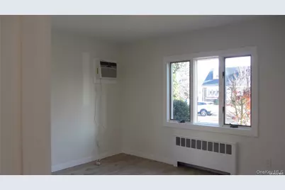 367 Columbus Parkway, East Williston, NY 11501 - Photo 7