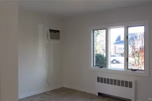 367 Columbus Pkwy, East Williston, NY 11501 - Photo 7