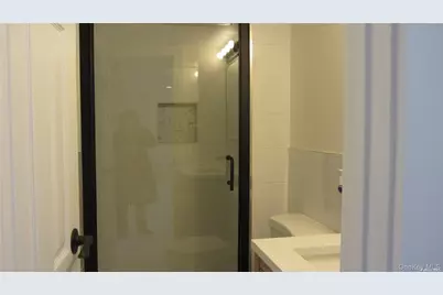 367 Columbus Parkway, East Williston, NY 11501 - Photo 15