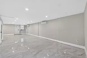 102-40 220th St, Queens Village, NY 11429 - Photo 17