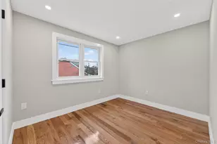 102-40 220th St, Queens Village, NY 11429 - Photo 7