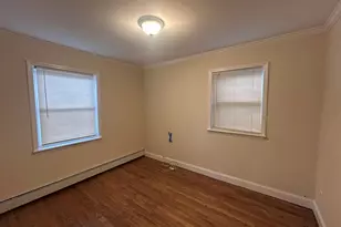 35 N 16th St, Wheatley Heights, NY 11798 - Photo 15