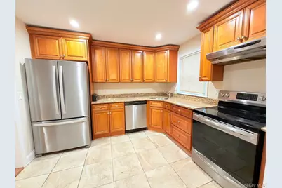 35 N 16th Street #First Floor, Wheatley Heights, NY 11798 - Photo 5