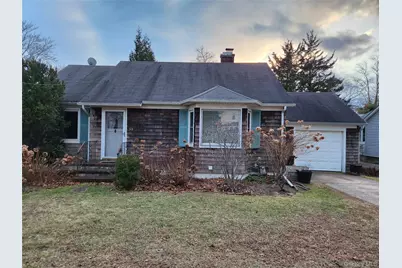 53 Riverside Drive, Riverhead, NY 11901 - Photo 3