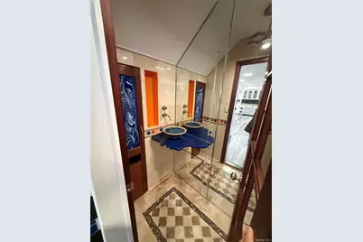 253 Feller Drive, Central Islip, NY 11722 - Photo 9