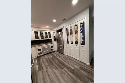 253 Feller Drive, Central Islip, NY 11722 - Photo 7