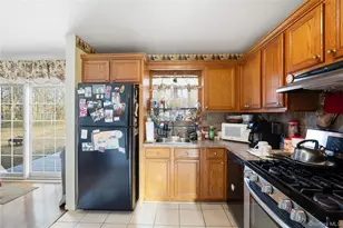 1191 E 3rd Ave, Bay Shore, NY 11706 - Photo 5