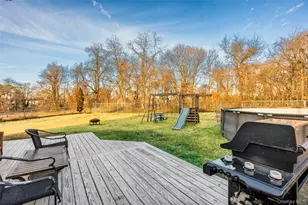 1191 E 3rd Ave, Bay Shore, NY 11706 - Photo 21