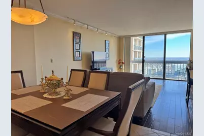 27110 Grand Central Parkway #19R, Floral Park, NY 11005 - Photo 3