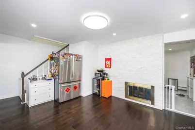 80 Cypress Lane E, Westbury, NY 11590 - Photo 7