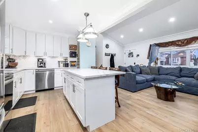 312 W 20th Street, Deer Park, NY 11729 - Photo 31