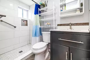 312 W 20th St, Deer Park, NY 11729 - Photo 15