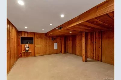 1360 Wilson Road, East Meadow, NY 11554 - Photo 17