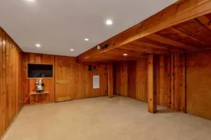 1360 Wilson Rd, East Meadow, NY 11554 - Photo 17