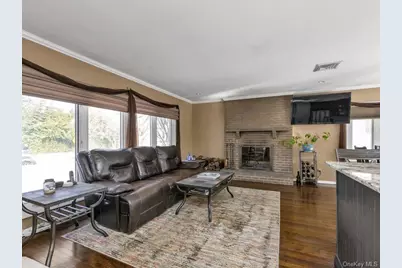 1360 Wilson Road, East Meadow, NY 11554 - Photo 3