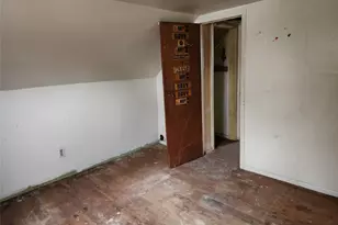 33 Parkway Blvd, Wyandanch, NY 11798 - Photo 23