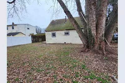 33 Parkway Boulevard, Wyandanch, NY 11798 - Photo 11