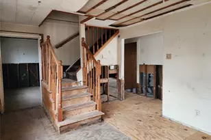 33 Parkway Blvd, Wyandanch, NY 11798 - Photo 17