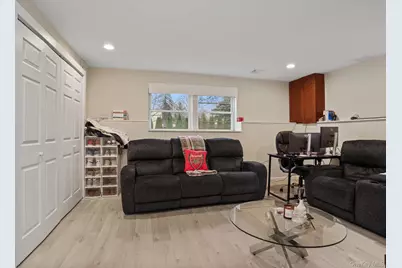 38 Kathwood Road, White Plains, NY 10607 - Photo 33