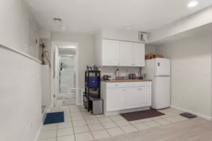 38 Kathwood Rd, White Plains, NY 10607 - Photo 37