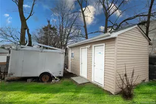 505 Madison Ave, Brentwood, NY 11717 - Photo 25