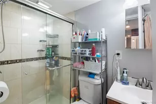 505 Madison Ave, Brentwood, NY 11717 - Photo 19