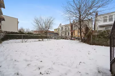 831 E 221st Street, Bronx, NY 10467 - Photo 21