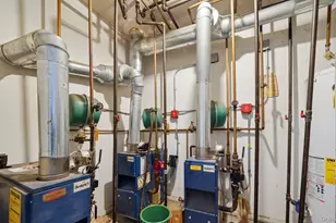 831 E 221st St, Bronx, NY 10467 - Photo 23