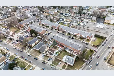 678 Front Street #E, Hempstead, NY 11550 - Photo 21