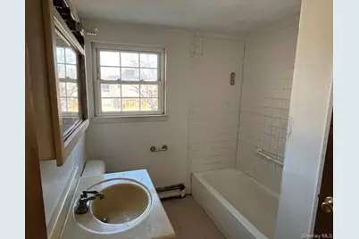 18 Lark Drive, Centereach, NY 11720 - Photo 11