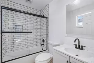 450 Munsell Rd, Patchogue, NY 11772 - Photo 23