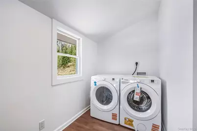 450 Munsell Road, Patchogue, NY 11772 - Photo 19