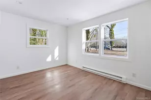 450 Munsell Rd, Patchogue, NY 11772 - Photo 15