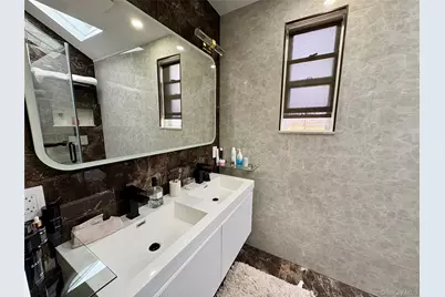 264-48 Langston Avenue #2nd Floor, Glen Oaks, NY 11004 - Photo 13