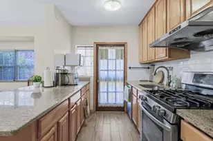 111-09 75th Rd, Forest Hills, NY 11375 - Photo 9