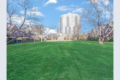 11109 75th Road, Forest Hills, NY 11375 - Photo 25