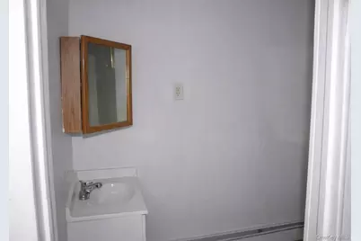 8501 127th Street, Jamaica, NY 11415 - Photo 5