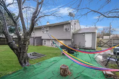 50 Meadowbrook Drive, Brentwood, NY 11717 - Photo 19