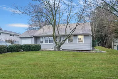 50 Meadowbrook Drive, Brentwood, NY 11717 - Photo 3