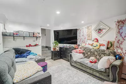 50 Meadowbrook Drive, Brentwood, NY 11717 - Photo 15