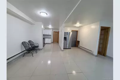 152-12 Peck Avenue, Flushing, NY 11355 - Photo 9