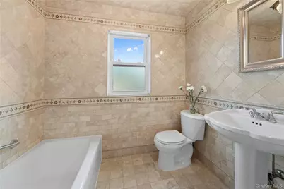 180 Kneeland Avenue, Yonkers, NY 10705 - Photo 31