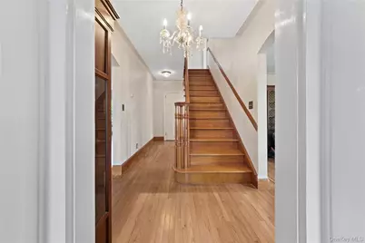 180 Kneeland Avenue, Yonkers, NY 10705 - Photo 7