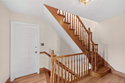 180 Kneeland Avenue, Yonkers, NY 10705 - Photo 31