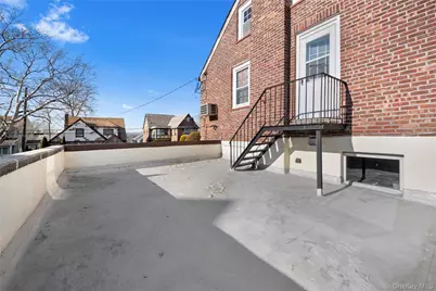 180 Kneeland Avenue, Yonkers, NY 10705 - Photo 25