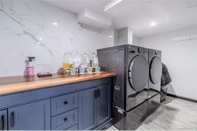 15 Sinclair Martin Drive, Roslyn, NY 11576 - Photo 29