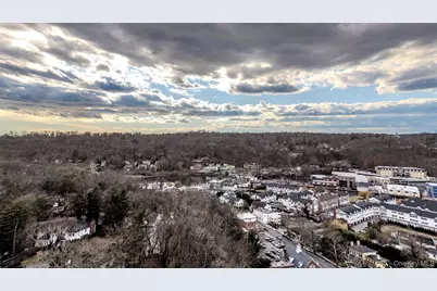 15 Sinclair Martin Drive, Roslyn, NY 11576 - Photo 3