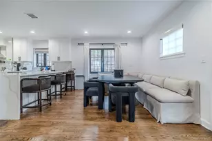 15 Sinclair Martin Dr, Roslyn, NY 11576 - Photo 13