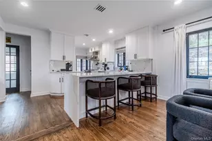 15 Sinclair Martin Dr, Roslyn, NY 11576 - Photo 13