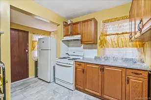 117-22 142nd Pl, Jamaica, NY 11436 - Photo 7